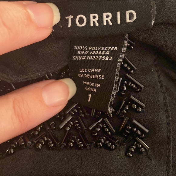 Torrid Beaded Shoulder Harper Georgette Long Sleeve Pullover Popover Blouse Top - Picture 6 of 8